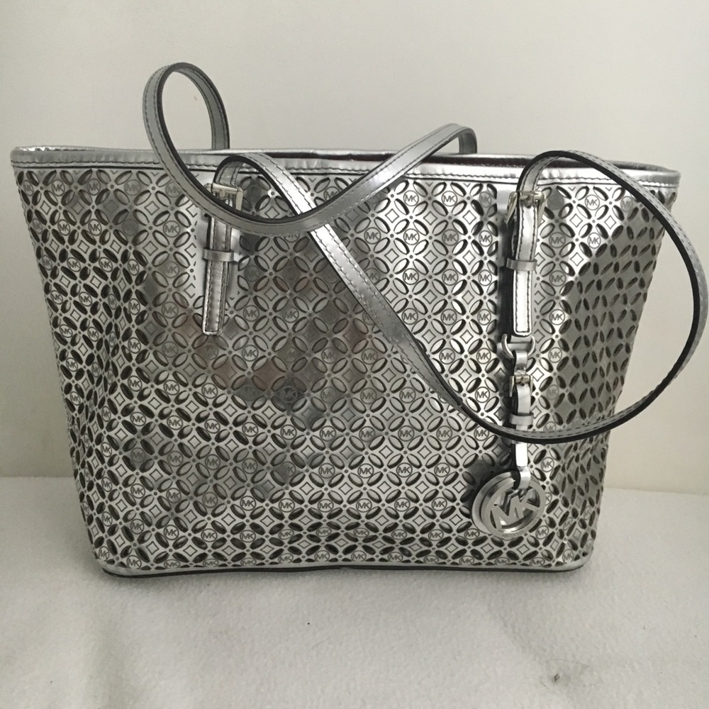 Michael Kors Silver Hadbag
